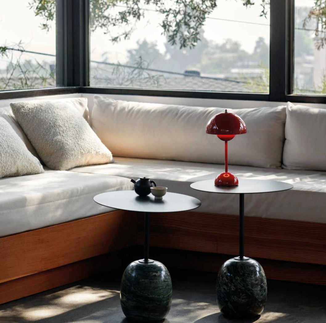 vusella Cordless LED table lamp