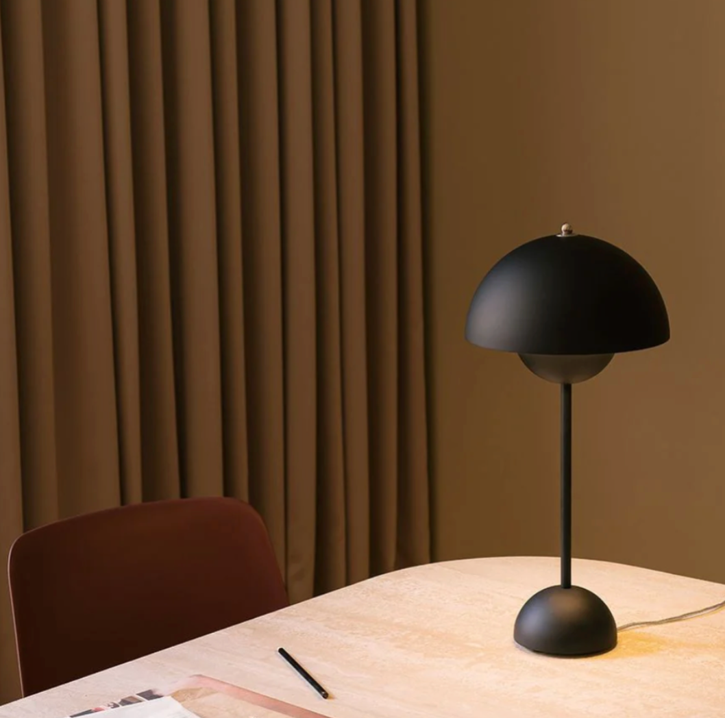 vusella Cordless LED table lamp